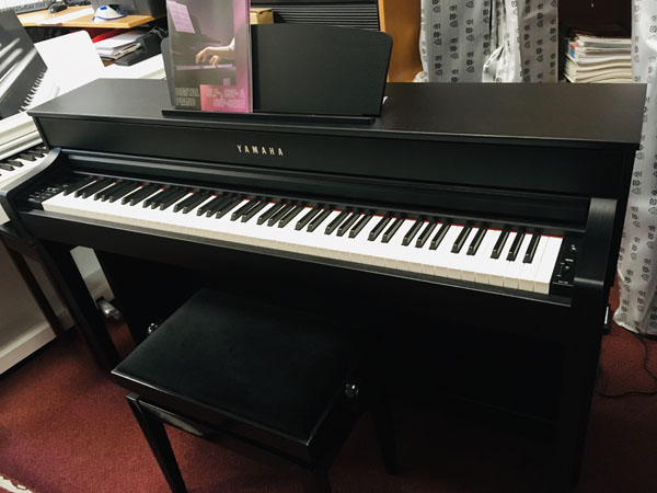 Kauf digital piano CLP 735 Yamaha