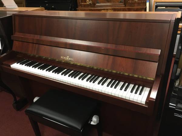 Schimmel Klavier mahagoni satiniert mieten