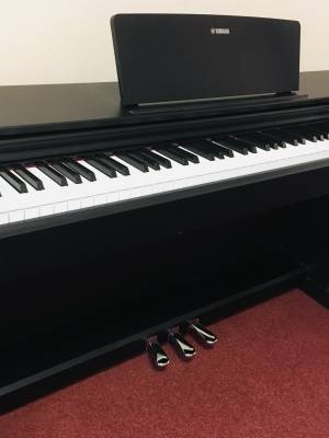 Yamaha Arius YDP 143 ausleihen bei Piano List