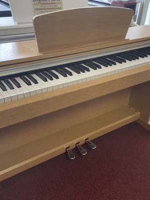 Mietinstrument<br>Yamaha Arius YDP-141 K Kirsche hell