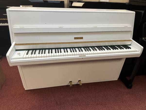 Euterpe Klavier weiss matt mieten