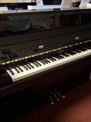 Mietklavier<br>Ebel schwarz poliert