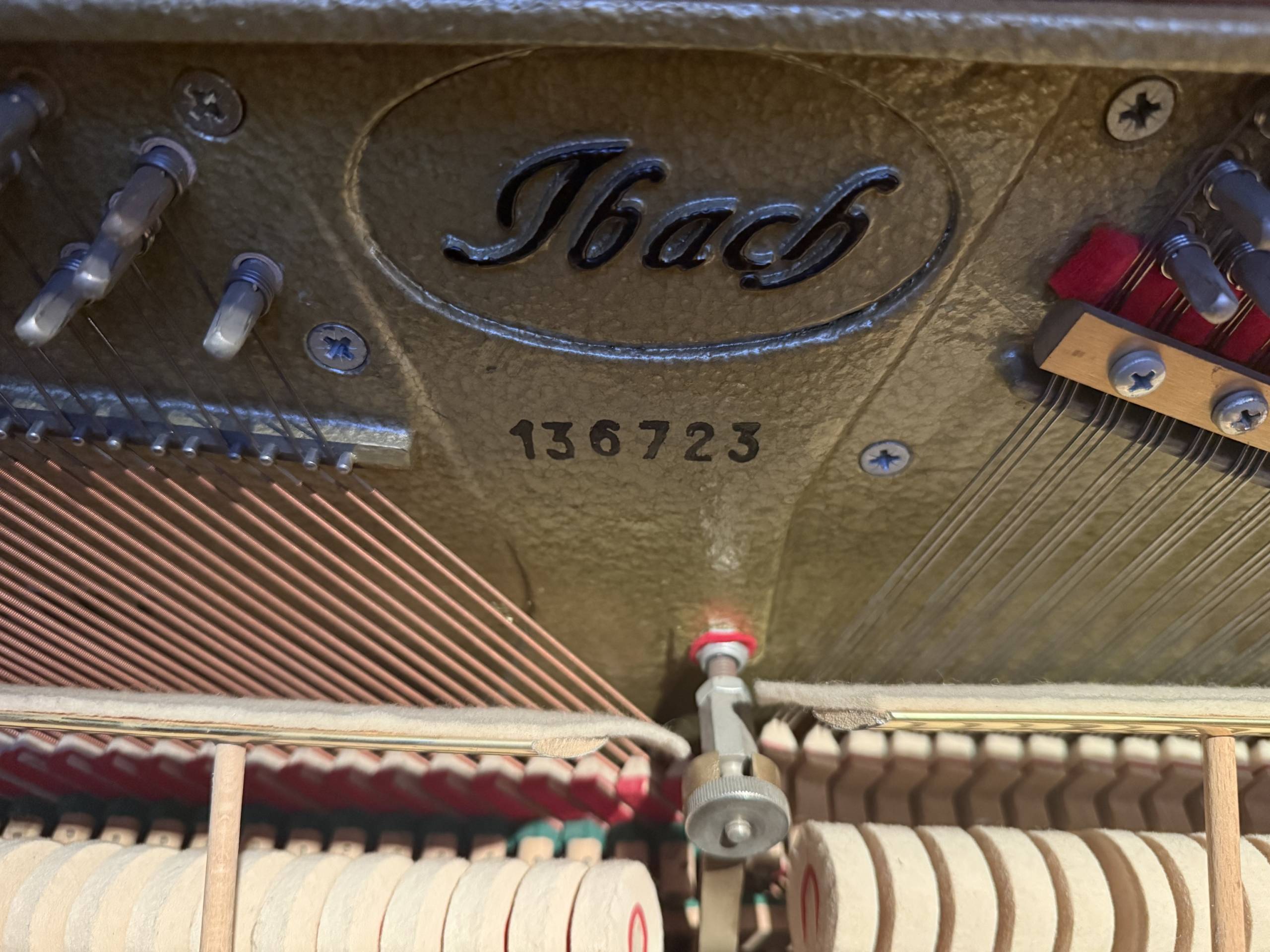 Mietklavier<br>Ibach weiss matt – Bild 6