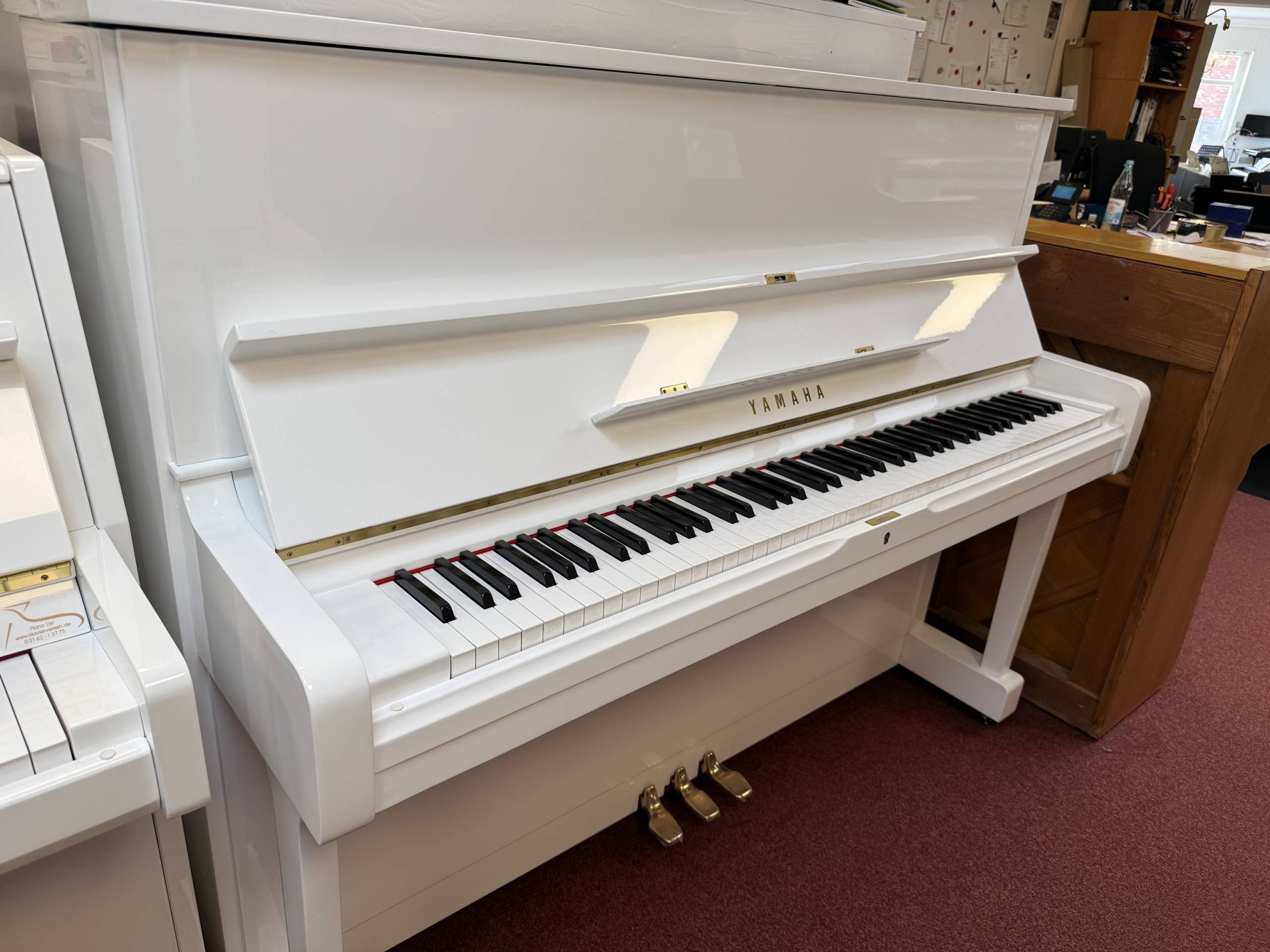 Gebrauchtklavier<br>Yamaha U1 PWH weiss poliert